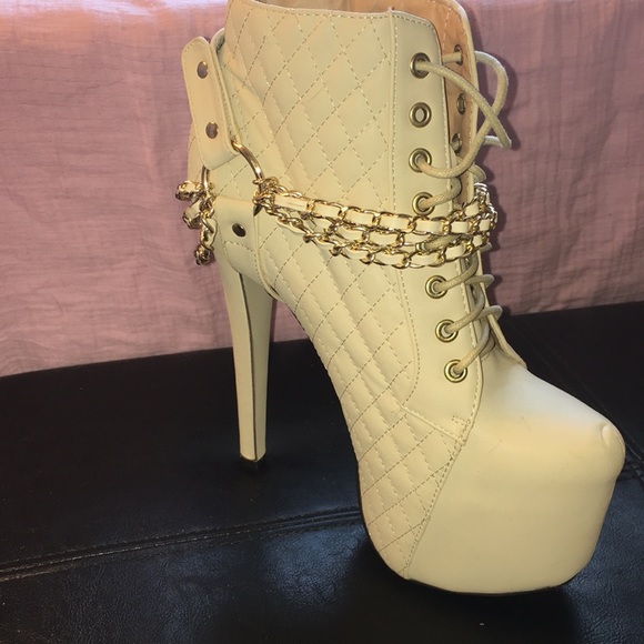 Sky high boots - Picture 2 of 4